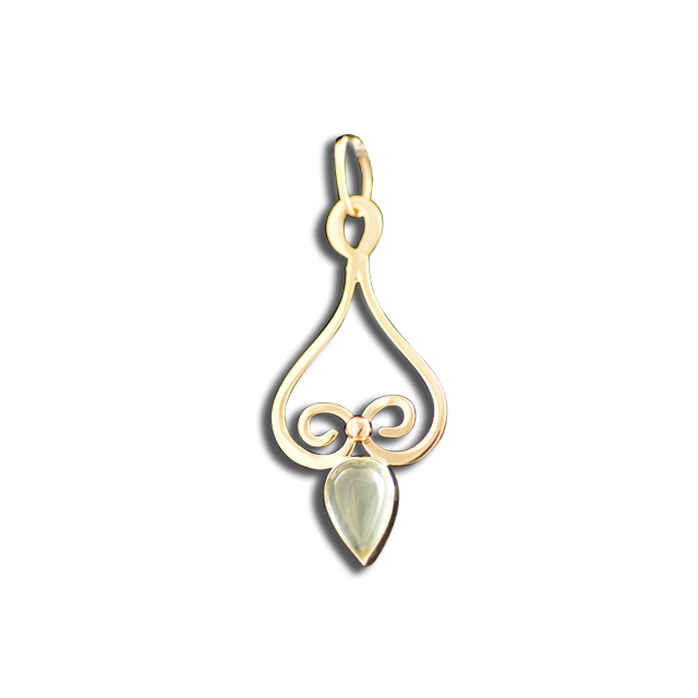 Aquamarine Necklace: 14K