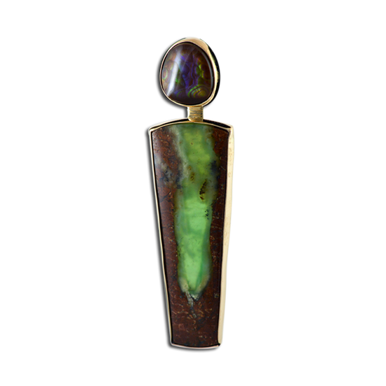 Chrysoprase/Fire Agate Necklace: 14K
