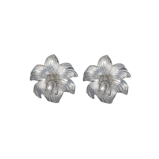 Easter Lily Earrings - .9"